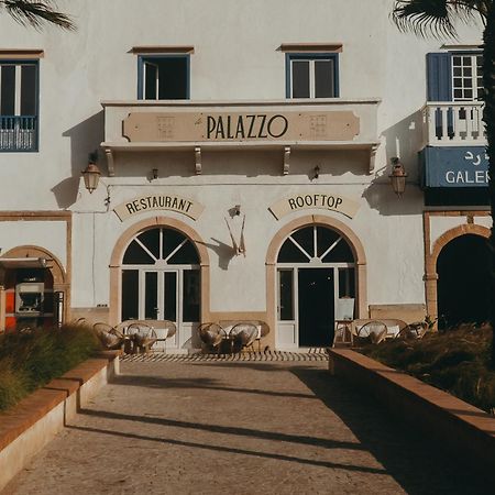 Отель Le Palazzo Эс-Сувейра Экстерьер фото