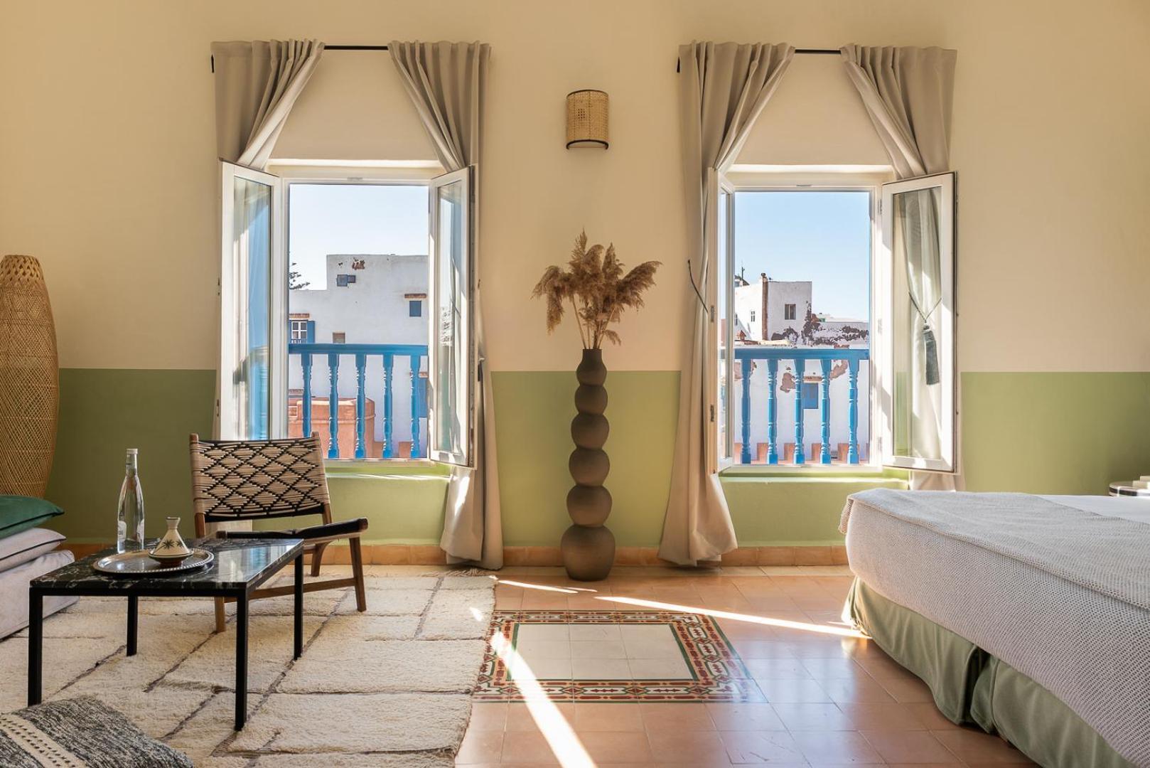 Отель Le Palazzo Эс-Сувейра Экстерьер фото